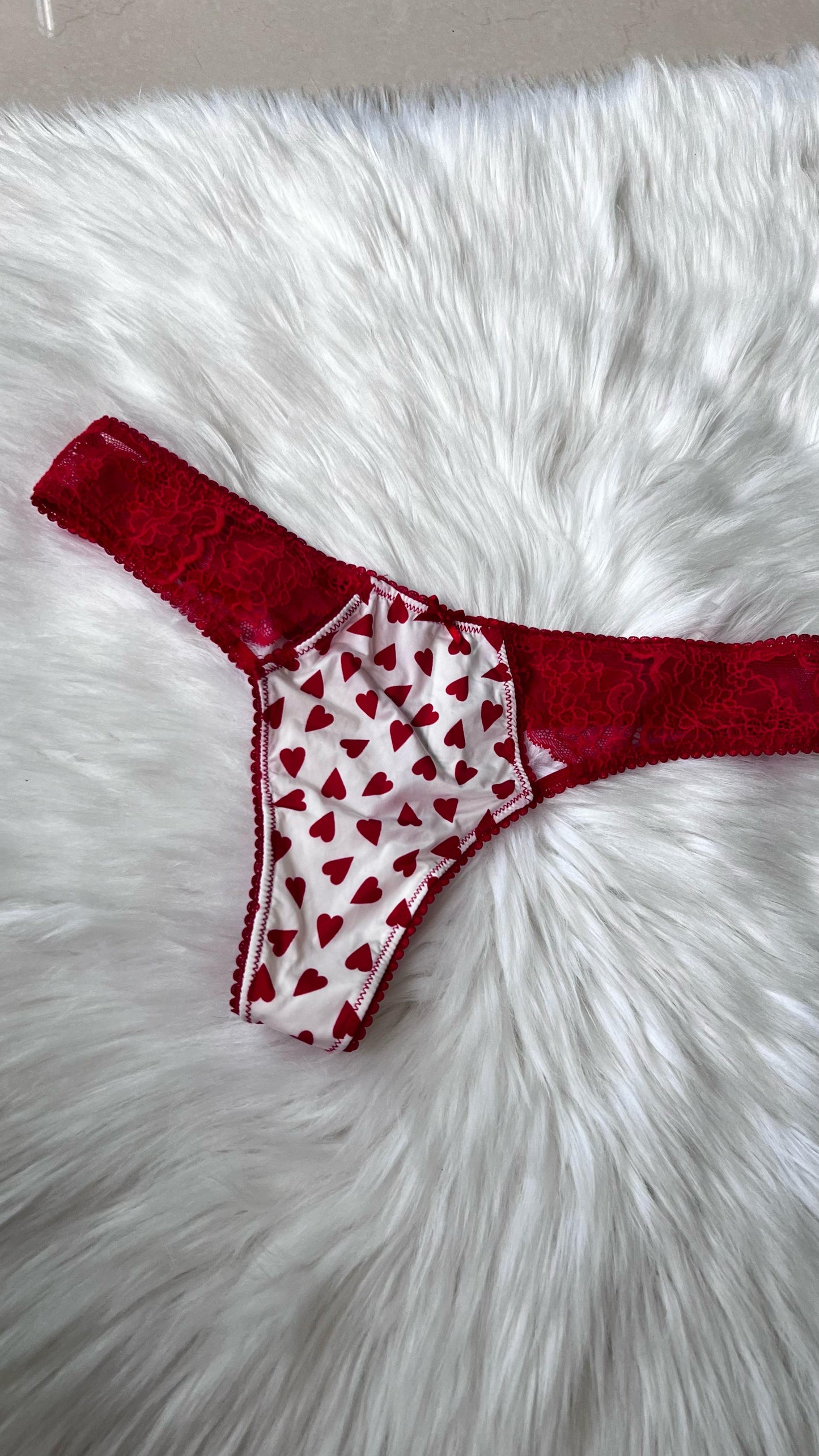 Panty “Heart Lace Crush” de Victoria’s Secret ❤️🔥
