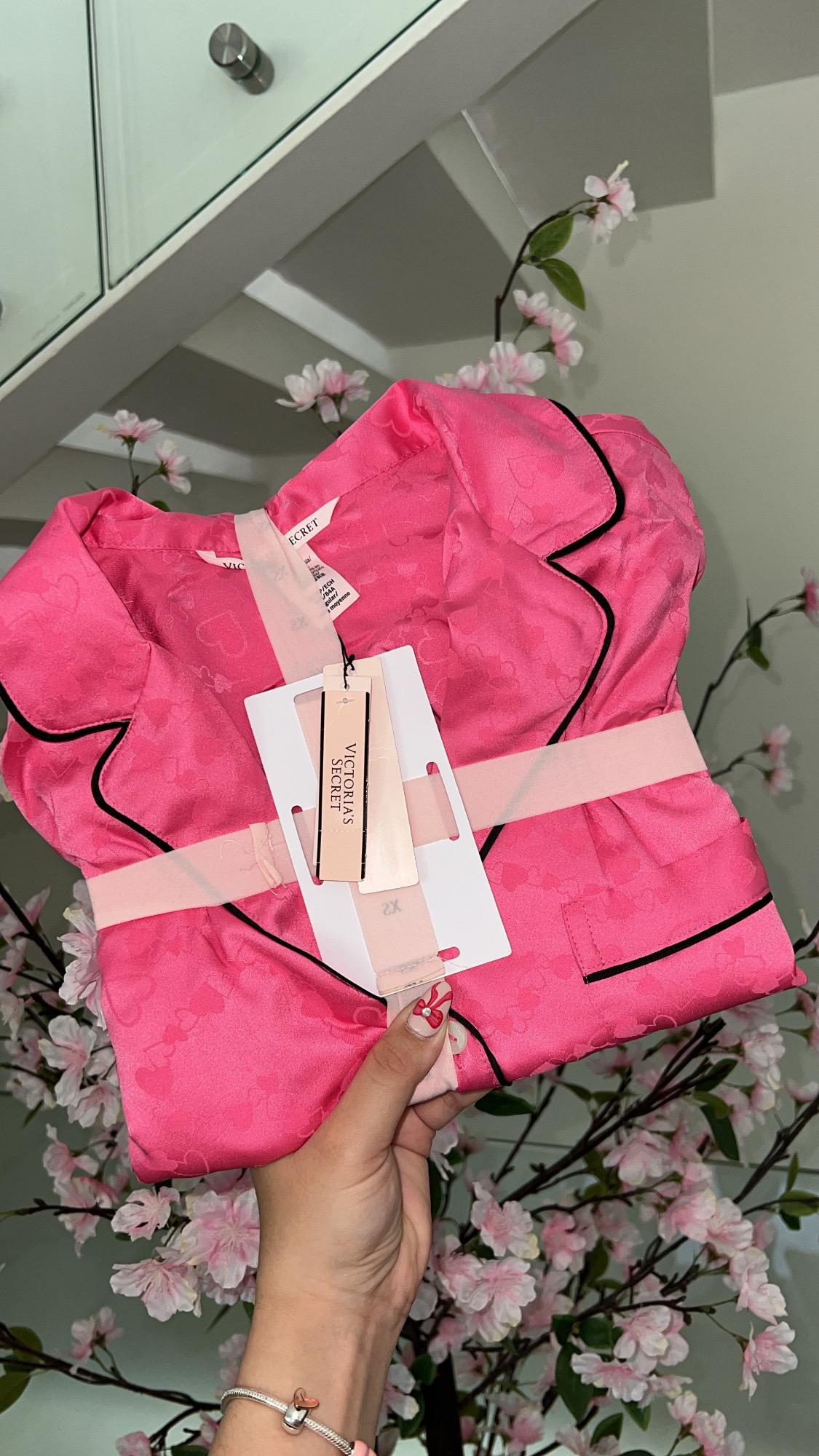 Victoria’s Secret Satin Pajama Set - Short Edition 💖✨