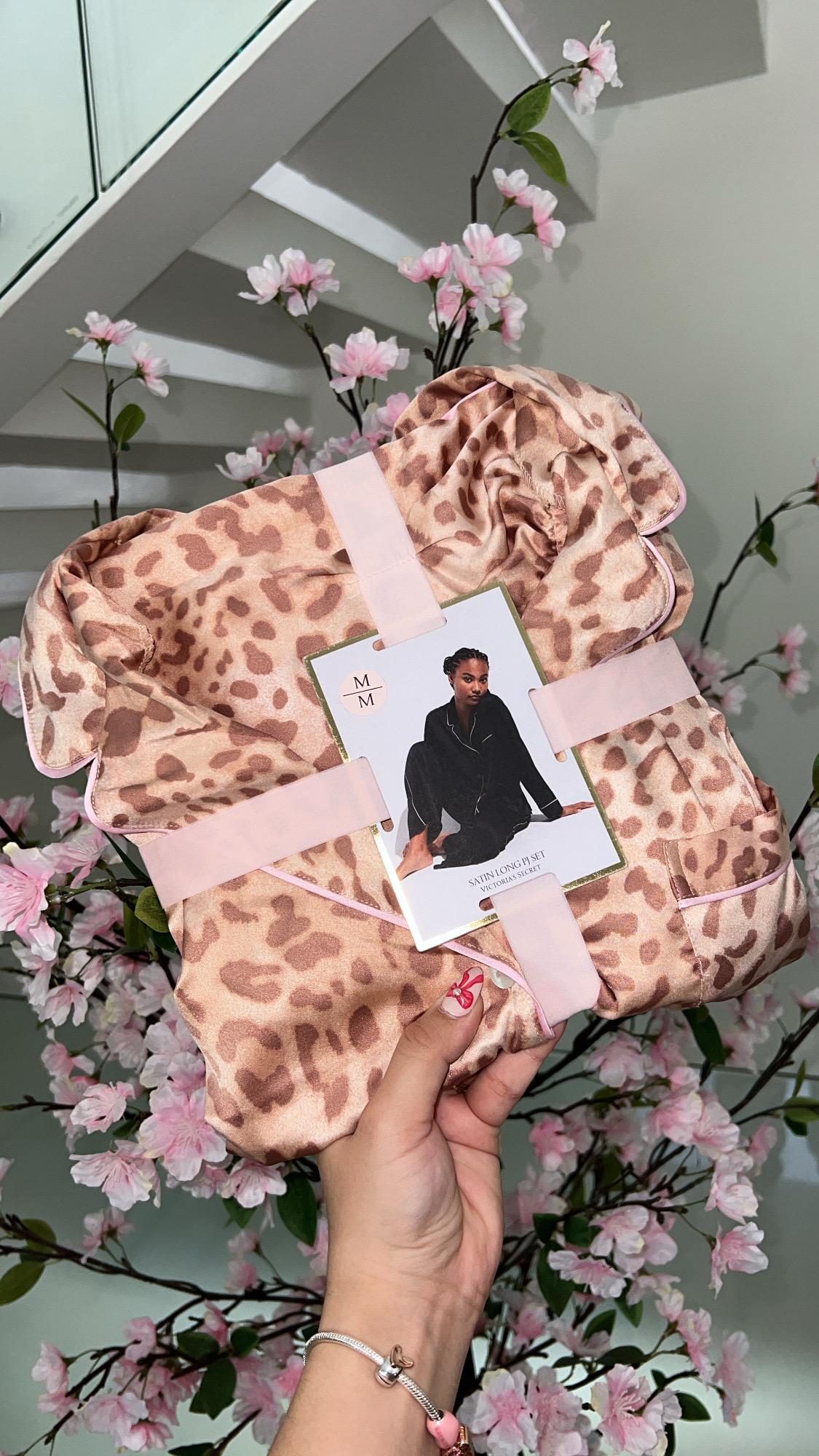 Victoria’s Secret Satin Pajama Set - Animal Print 🐆✨