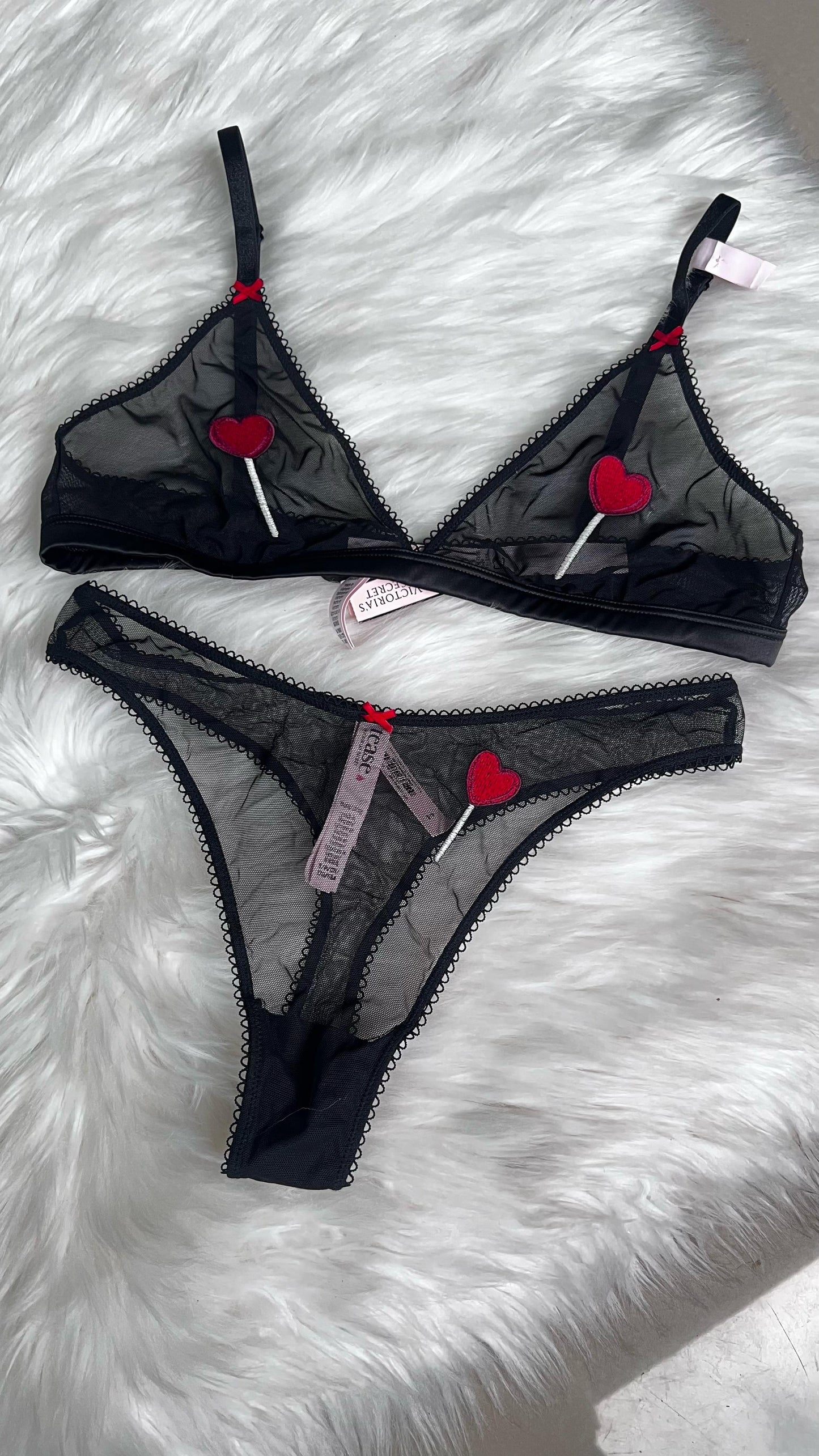 Conjunto Victoria’s Secret "Candy Love" 🍭🖤