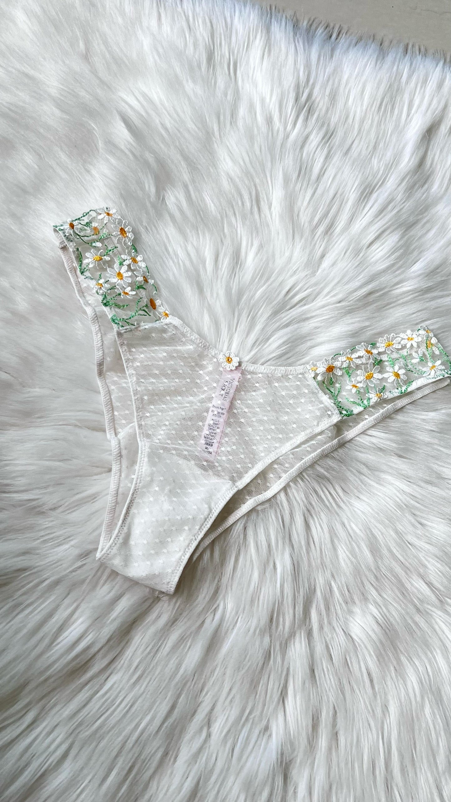 Victoria's Secret Panty Daisy Bloom 🌼✨