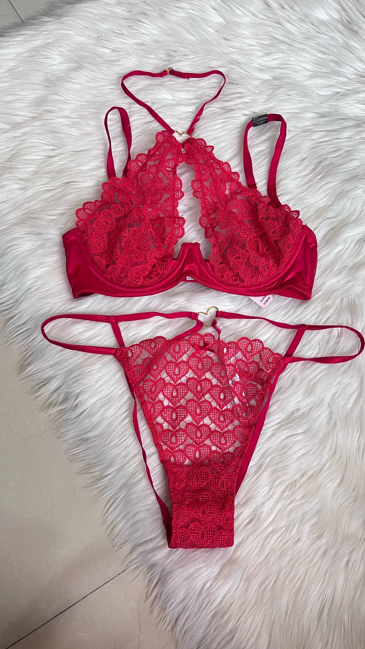 Conjunto Victoria's Secret – Red Desire Lace Set ❤️🔥
