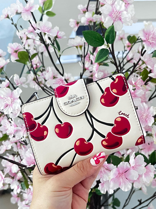 Coach Wallet Cherry Print 🍒✨