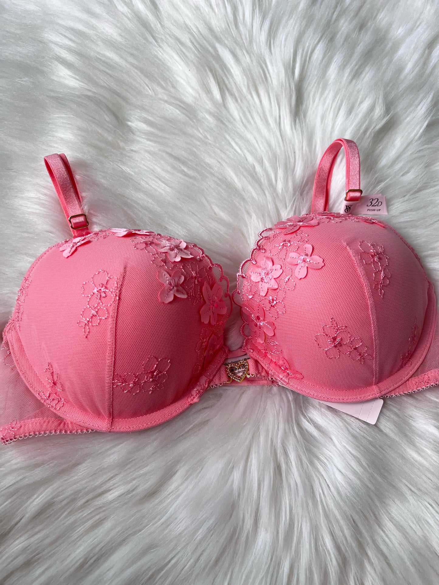 Bra  Push Up “Cherry Blossom” de Victoria’s Secret 🌸🍒